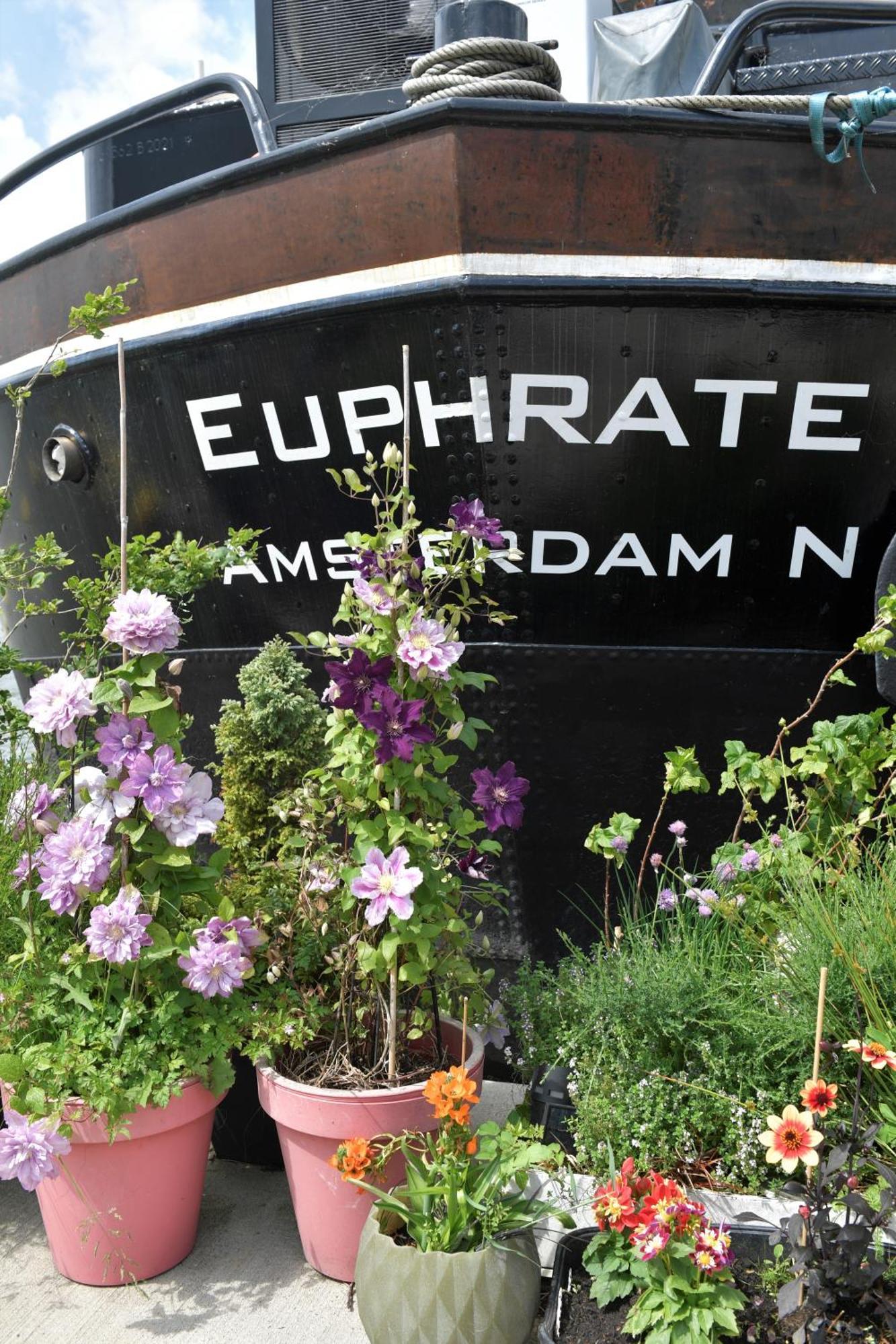 Euphrate Houseboat Amesterdão Exterior foto